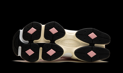 9060 "Crystal Pink"